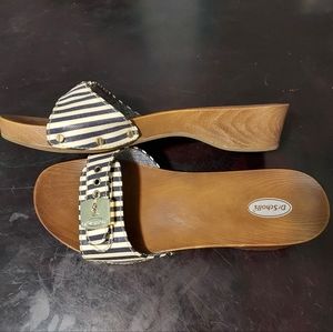 Dr Scholl's, flat sandal, Black and White Stripe, Size 7, Worn once, Like New